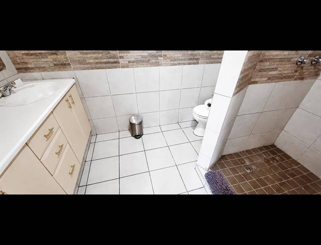 BUSINESS FOR SALE IN WIERDA PARK